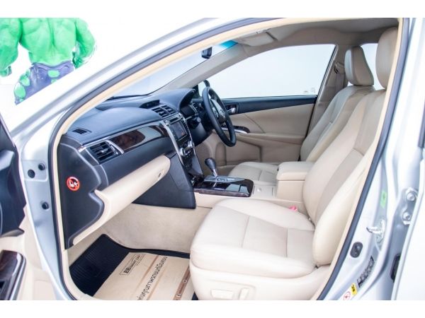 2012 TOYOTA CAMRY  2.5 DVD HYBIRD ผ่อน 5,093 บาท จนถึงสิ้นปีนี้ รูปที่ 5