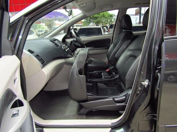 Mitsubishi space wagon 2.4 auto/2008 รูปที่ 5