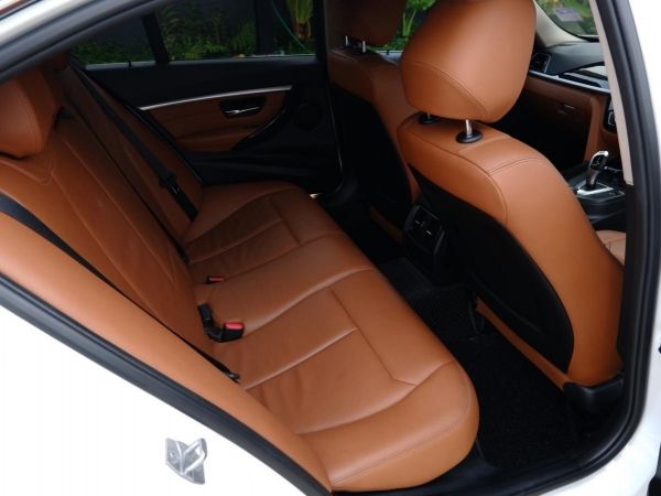 BMW SERIES 3 320d LUXURY MNC F30 รูปที่ 5