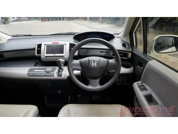 ( รุ่นท็อปสุด ) 2010 HONDA FREED 1.5 E NAVI SPORT จัดไฟแนนซ์ได้เต็ม **รับประกันหลังการขายทุกคัน รูปที่ 5