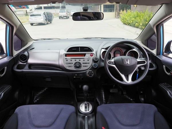 HONDA JAZZ 1.5 V (AS)(MNC) ปี 2011 รูปที่ 5