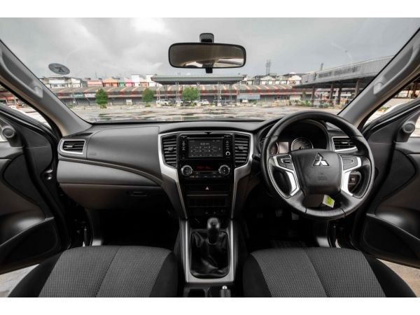 Mitsubishi Triton 2.4 GLS Plus CAB (NEW) 2019 M/T ดีเซล รูปที่ 5