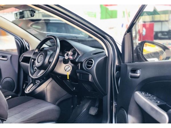 2012 Mazda 2 hatchback 5 ประตู 1.5 Groove ผ่อนเพียง 4,xxx เท่านั้น รูปที่ 4