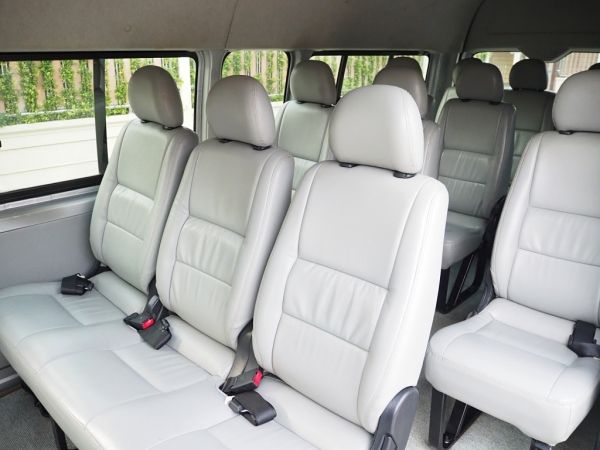 TOYOTA COMMUTER D4D 2.5 (HRF)(MNC) ปี 2012 เกียร์MANUAL สภาพนางฟ้า รูปที่ 5