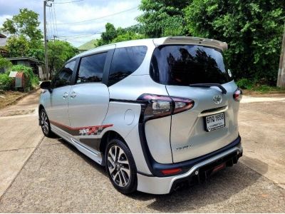 Toyota sienta 1.5 V Auto Top สุด MY2016 จด 2017 รูปที่ 5