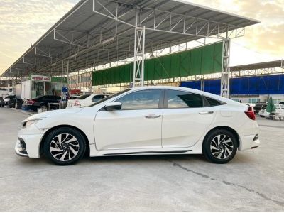 2017 Honda Civic FC 1.8EL เครดิตดีฟรีดาวน์ รูปที่ 5