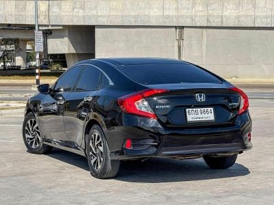 2017​ HONDA CIVIC FC 1.8 EL เครดิตดีฟรีดาวน์ รูปที่ 5