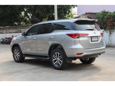 Fortuner 2.4 V ปี 2016 ฟรีดาวน์ ผ่อนเดือนละ 14,xxx.- ออกรถ 20,000 บาท รูปที่ 5