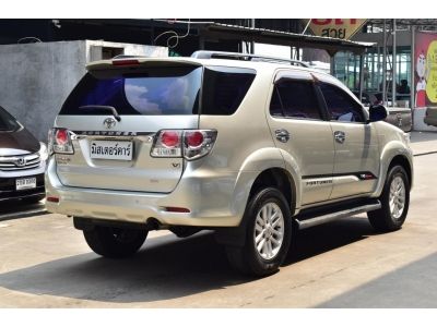 2012 TOYOTA FORTUNER 3.0 V VNTURBO รูปที่ 5