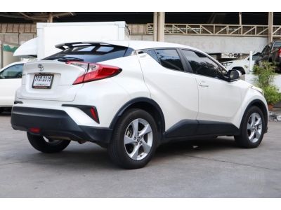 2018 C-HR 1.8Entry CVT โตโยต้าชัวร์บางกอก รูปที่ 5