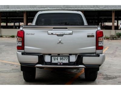 MITSUBISHI TRITON 2.4 GT PLUS CAB รถบ้าน ไมล์แท้วิ่งน้อย สีเดิมโครงสร้างเดิม รับประกันเครื่องยน์ 1 ปี รูปที่ 5