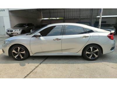 2016 Honda Civic FC 1.5 Rs Turbo เครดิตดีฟรีดาวน์ รูปที่ 5