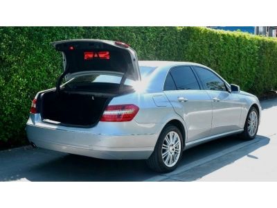 Mercedes-Benz E200 CGI Elegance W212 รูปที่ 5