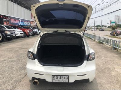 2010 MAZDA 3 SUNROOF HATCHBACK 2.0 เครดิตฟรีดาวน์ ผ่อนเพียง 4,xxx เท่านั้น รูปที่ 5