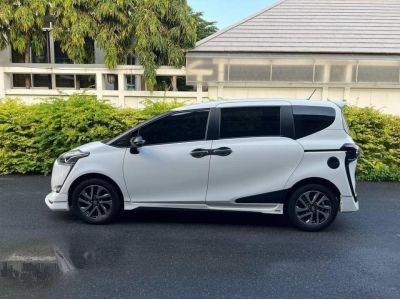 2017 TOYOTA NEW SIENTA 1.5 V TOP เครดิตดีฟรีดาวน์ รูปที่ 5