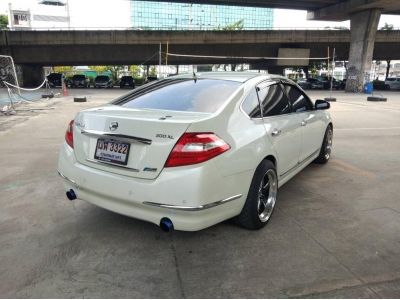 2010 NISSAN TEANA 200XL สีขาว รถสวยน่าใช้ ไม่แก๊ส รูปที่ 5