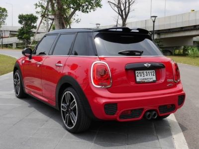 รถหรู สวยไม่ซ้ำใคร Mini Cooper S (F55) 2014 รูปที่ 5