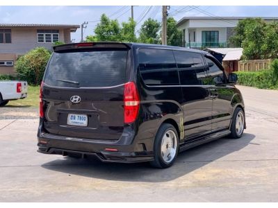 2010 HYUNDAI H-1 2.5  DELUXE ผ่อนเพียง 9,xxx เท่านั้น รูปที่ 5