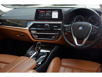 BMW Series 5 2.0 diesel twin power turbo Auto ปี 2018 รูปที่ 5