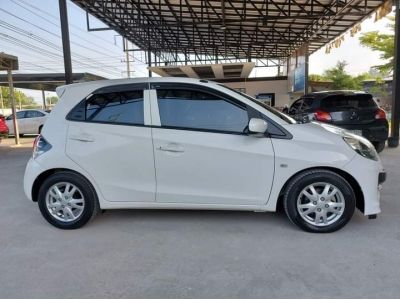 Honda Brio 1.2 V i-VTEC Hatchback MT ปี2011 รูปที่ 5