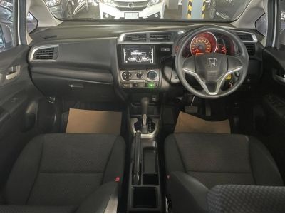 Honda Jazz 1.5 S ปี 18 AT (รถมือสอง ราคาดี เจ้าของขายเอง รถสวย สภาพดี ไมล์แท้) รูปที่ 5