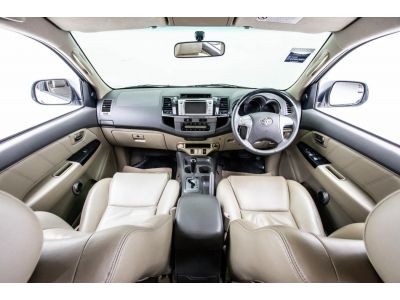 2012 TOYOTA FORTUNER  2.7 V  ผ่อน 5,243 บาท 12 เดือนแรก รูปที่ 5