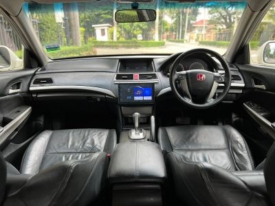 2010 HONDA ACCORD 2.0 EL รูปที่ 5