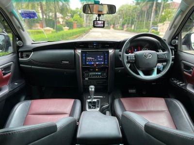 2019 TOYOTA FORTUNER 2.8 TRD SPORTIVO BLACK TOP รูปที่ 5