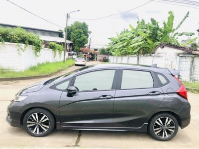 HONDA JAZZ 1.5RS เกียร์AT ปี19 รูปที่ 5