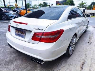 2012 BENZ E250 COUPE สีขาว เกียร์ออโต้ รูปที่ 5