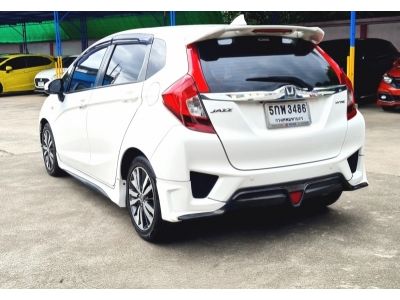 HONDA JAZZ 1.5 V i-VTEC A/T ปี 2016 รูปที่ 5