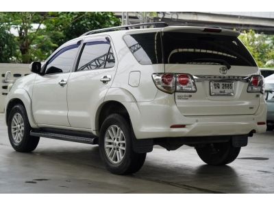 2012 TOYOTA FORTUNER 3.0 V 2WD A/T สีขาว รูปที่ 5