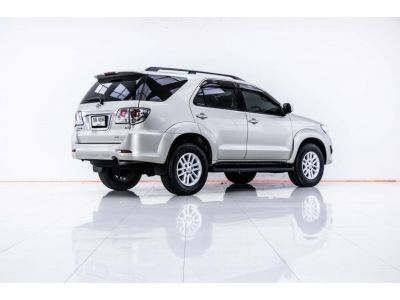 2015 TOYOTA FORTUNER 3.0 V ผ่อน 5,997 บาท 12 เดือนแรก รูปที่ 5