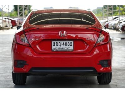 2018 HONDA CIVIC 1.8 EL  A/T สีแดง รูปที่ 5