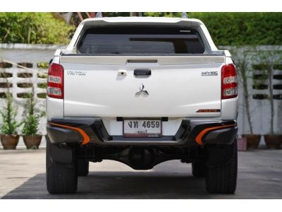 2017 MITSUBISHI  TRITON DOUBLECAB 2.4 PLUS ATHLETE สีขาว รูปที่ 5