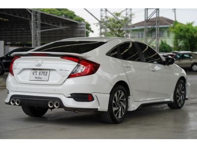 2019 HONDA CIVIC 1.8 E  A/T สีขาว รูปที่ 5