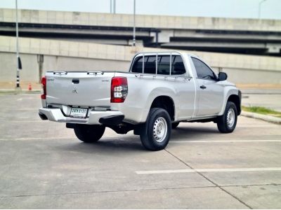 2019 MITSUBISHI TRITON 18-ปัจจุบัน, 2.4 GL 4WD โฉม SINGLE CAB สีเทา เกียร์ธรรมดา รูปที่ 5