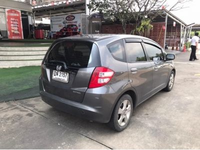 Honda Jazz 1.5V 2010 รูปที่ 5