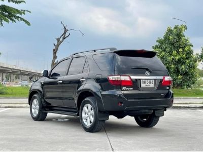 2011 TOYOTA FORTUNER, 3.0 V 4WD  โฉม ปี08-11 สีดำ เกียร์ออโต้ ตัวท็อปสุด รูปที่ 5