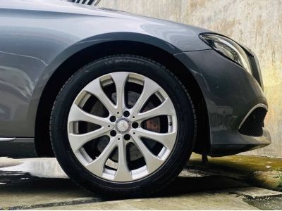 BENZ E220d 2.0 EXCLUSIVE โฉม W213 2016 รูปที่ 5