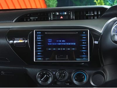 Toyota Revo Dcab 2.4 E MT ปี 2018 รูปที่ 5