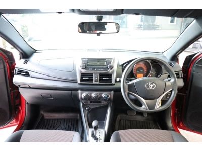 Toyota Yaris 1.2 E A/T ปี 2016 สีแดง รูปที่ 5