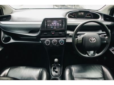 โตโยต้าชัวร์ ฟรีดาวน์ Toyota Sienta 1.5 G A/T ปี 20 ผ่อนเดือนละ 9xxx บาท รูปที่ 5