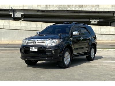 2009 TOYOTA FORTUNER 3.0 V 2WD รูปที่ 5