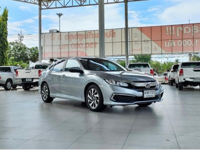 HONDA CIVIC 1.8 E (FC) CC. ปี 2019 สี เงิน เกียร์ Auto รูปที่ 5