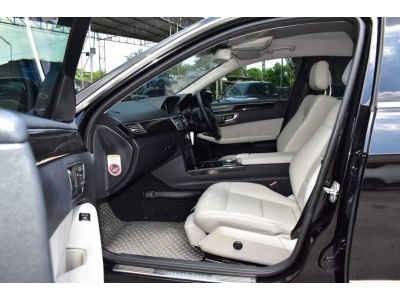 2010 Mercedes Benz E300 (W212) 3.0 Avantgarde Sport เบนซิน รถบ้านแท้สุดหรู ขายถูกคุ้มๆ รูปที่ 5