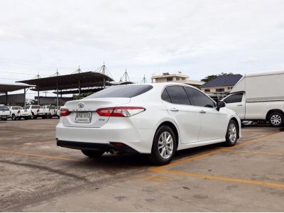 TOYOTA CAMRY 2.0 G (NEW) CC. ปี 2019 สี ขาว เกียร์ Auto รูปที่ 5