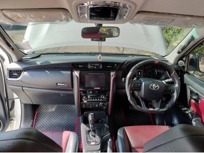 ขายรถบ้าน ไมค์ต่ำfortuner 2.8 TRD Sportivo 4WD black top 2018 รูปที่ 5