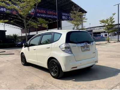 2013 Honda Jazz GE 1.3 Hybrid ⭐️ ฟรีดาวน์ ⭐️ ดอกเบี้ย 0% 12 เดือน รูปที่ 5