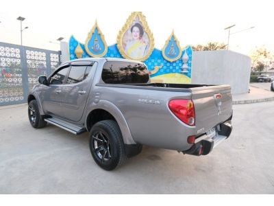 MITSUBISHI TRITON PLUS 2.5VG TURBO เกียร์ออโต้ 4ประตู ปี 2015 รูปที่ 5